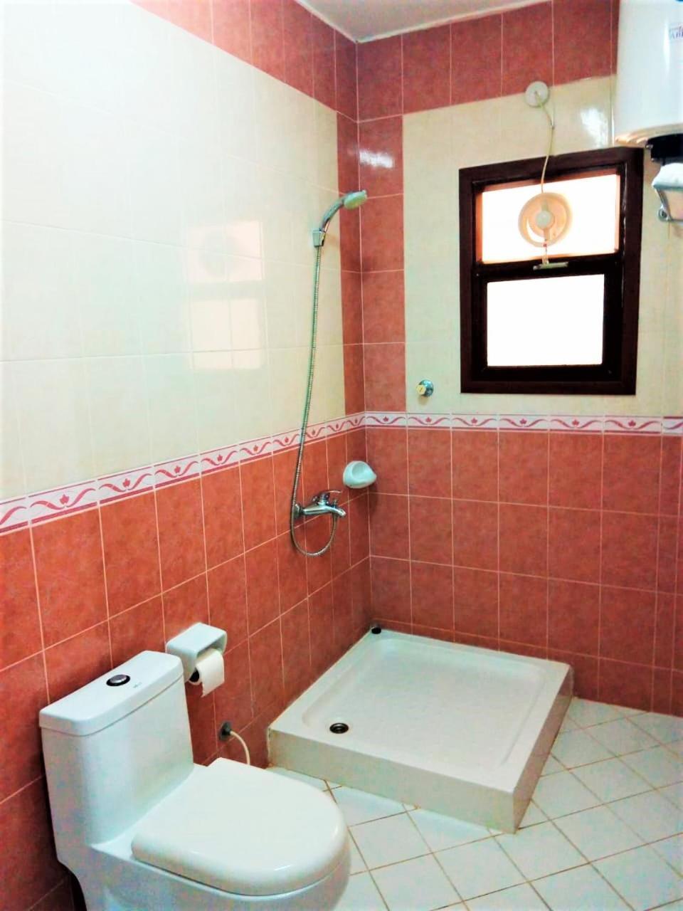 Bahla Hotel And Apartments Екстериор снимка