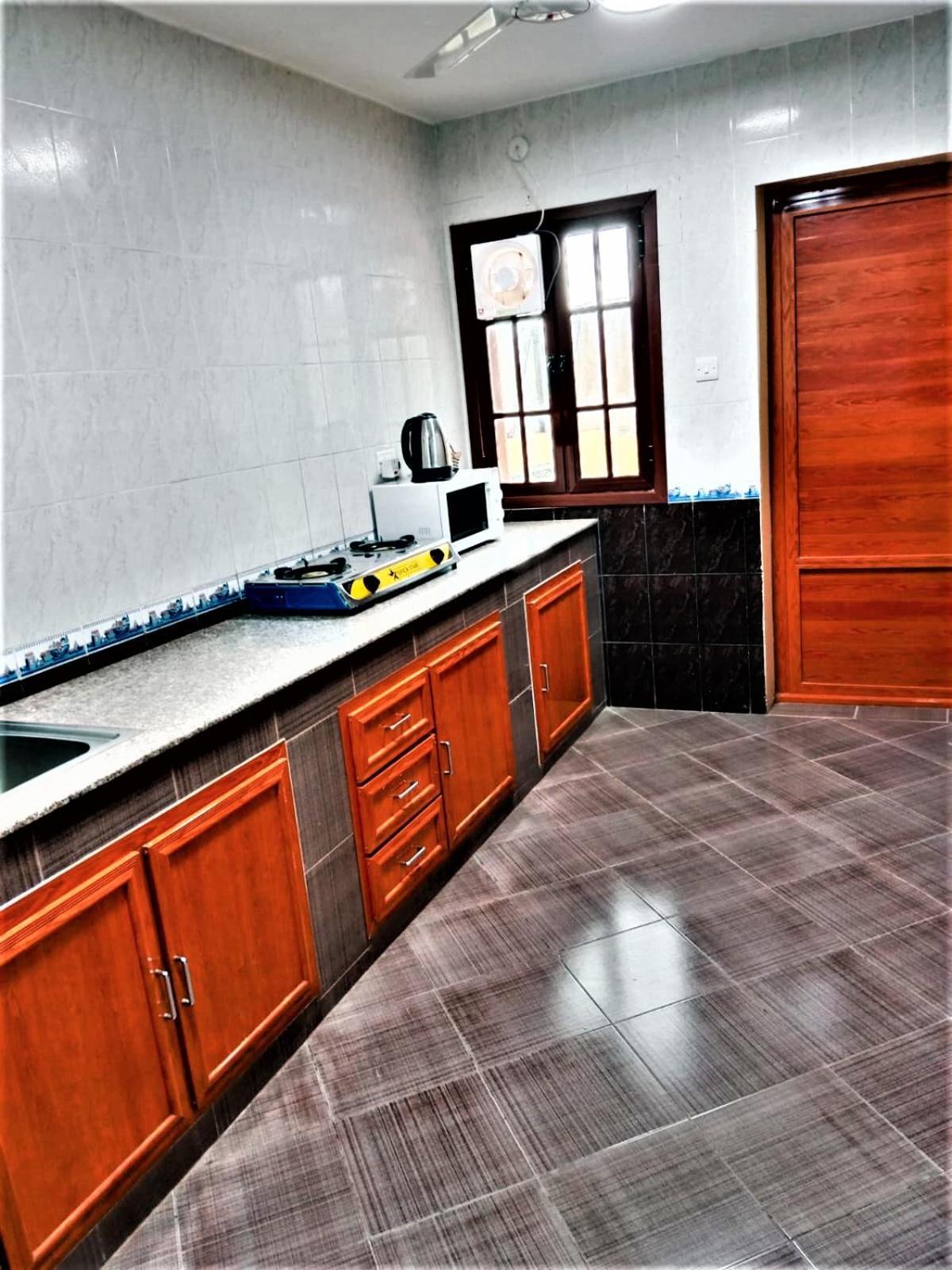 Bahla Hotel And Apartments Екстериор снимка
