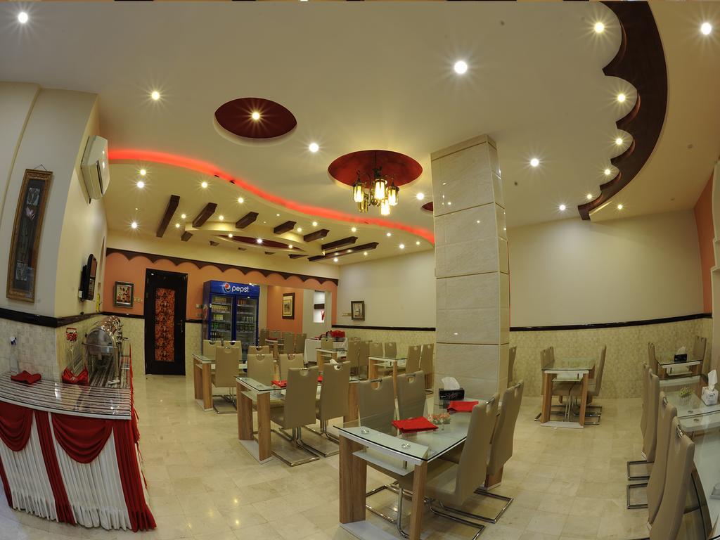 Bahla Hotel And Apartments Екстериор снимка