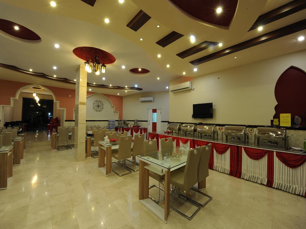 Bahla Hotel And Apartments Екстериор снимка